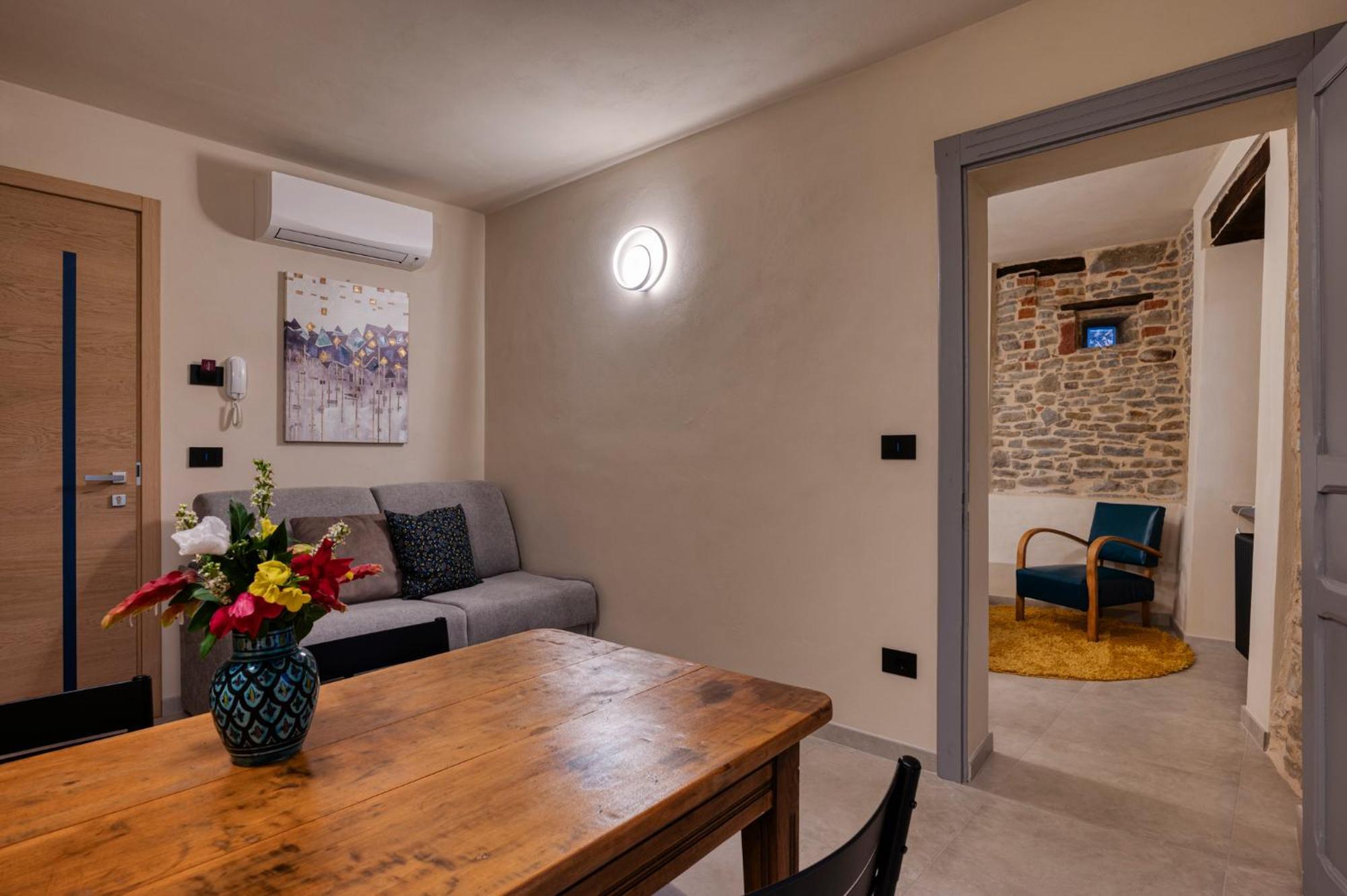 La Casa Di Margot - Alloggio Blu Murazzano  Ngoại thất bức ảnh